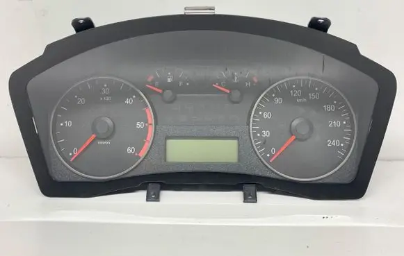 Speedometer (instrument cluster)
