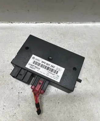 Audi A3 S3 8P Tow bar trailer control unit/module 8P0907383 506077