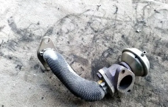 Audi A6 S6 C5 4B EGR valve