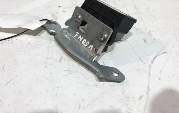 Volvo V50 ESP acceleration yaw rate sensor GW79K1310R 10170106483 09W422