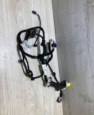 Peugeot Expert Front door wiring loom 9824872080