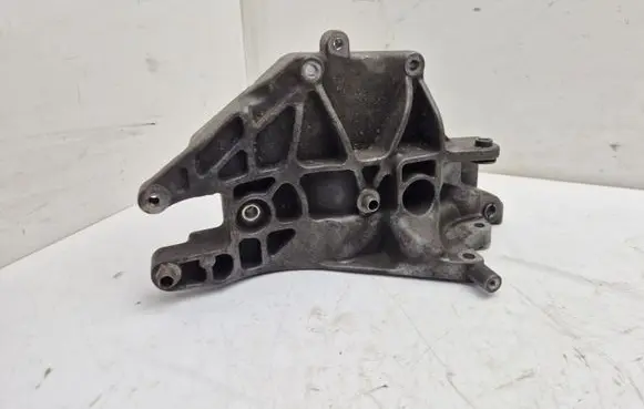 Opel Combo D Generator/alternator bracket 55221393