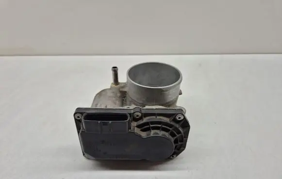 Toyota C-HR I Throttle valve 220300T110