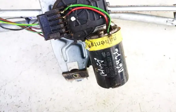 Audi 100 S4 C4 Wiper motor 0390241330