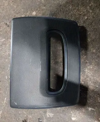 Volvo XC90 Radio/GPS head unit trim 