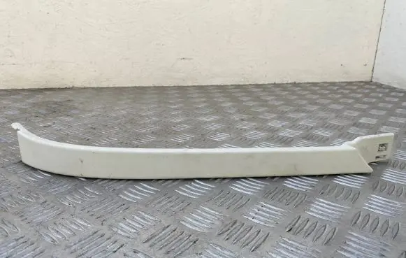 Under headlight/headlamp trim