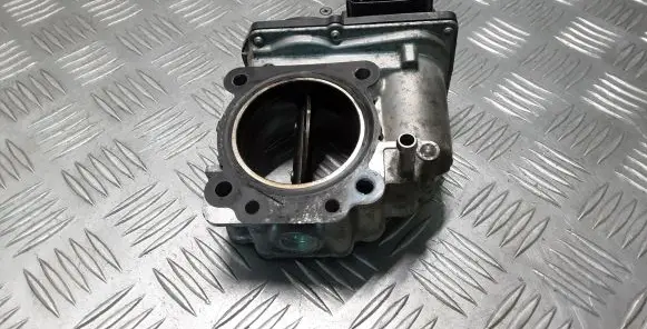 Toyota Land Cruiser (J150) Electric throttle body valve 2610011030