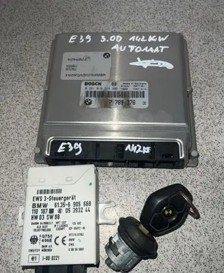 Engine ECU kit and lock set