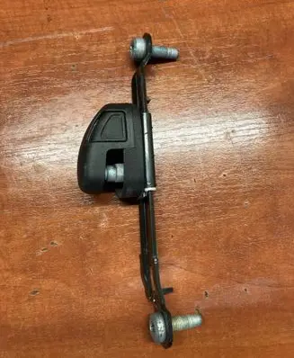 Dodge VAN RAM Seat belt adjustment rail 5LA64TX7AB 443182R 34199229BG