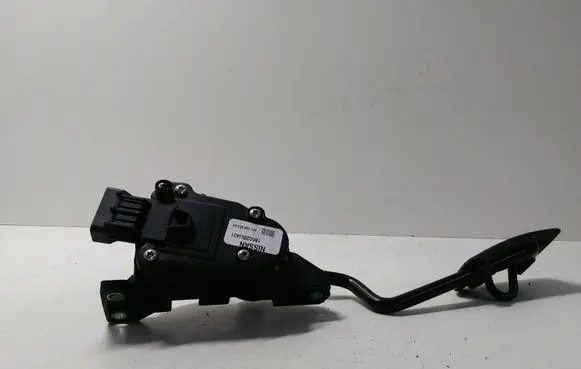 Nissan Almera Tino Accelerator throttle pedal 18002BU401 6PV00862005