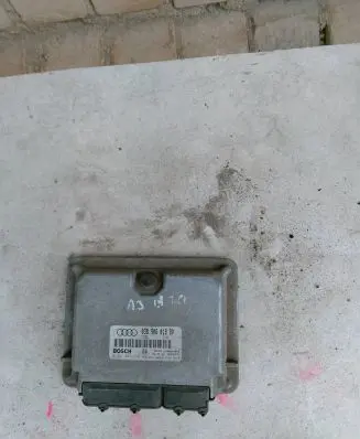 Audi A3 S3 8L Engine control unit/module 038906018bp