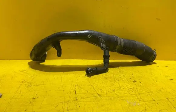 Seat Ibiza III (6L) Intercooler hose/pipe 6Q0129654