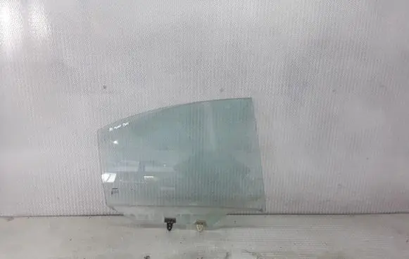 Nissan Primera Rear door window glass