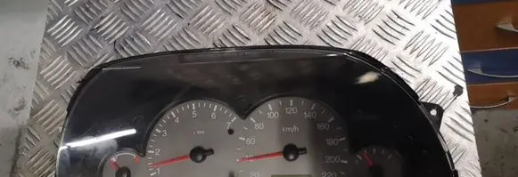 Ford Focus Speedometer (instrument cluster) 98ab10849jh