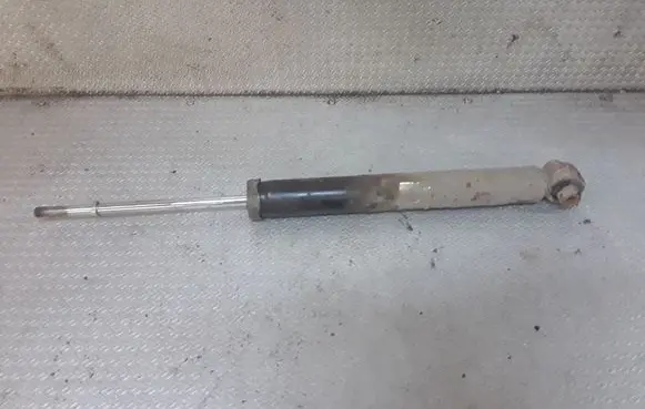 Toyota Avensis T270 Rear shock absorber/damper