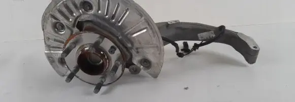 Jeep Grand Cherokee WL Front wheel hub spindle knuckle 68483789AC