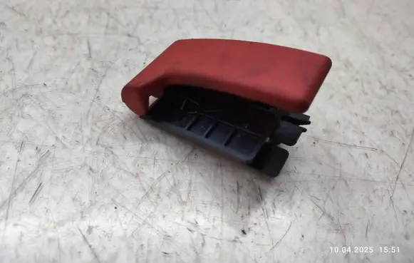 Engine bonnet (hood) release handle
