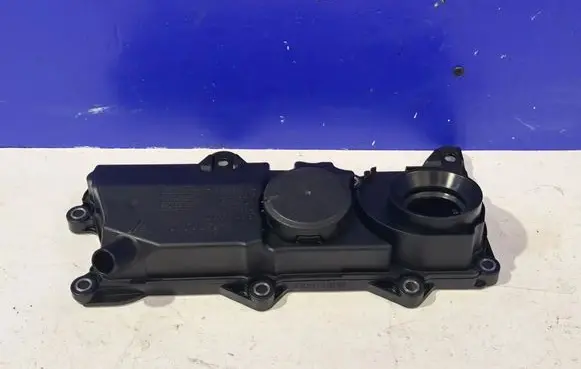 Volvo XC90 Rocker cam cover 32140004