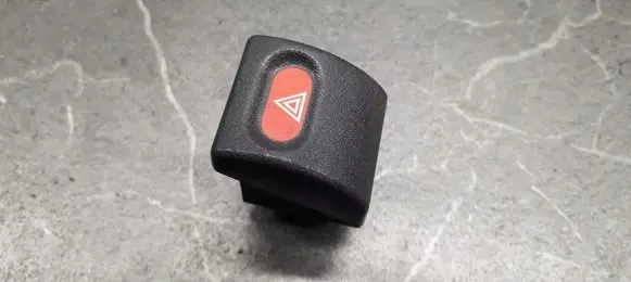 Opel Astra F Hazard light switch 90347821