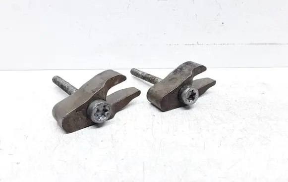 Fuel Injector clamp holder