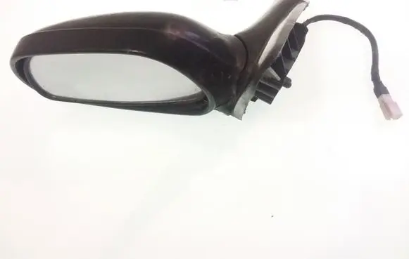 Mazda 626 Front door electric wing mirror E13010519