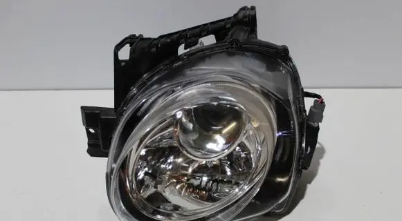 Nissan Juke I F15 Headlight/headlamp