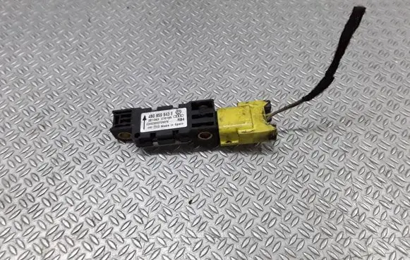Audi A6 S6 C5 4B Airbag deployment crash/impact sensor 4B0959643E