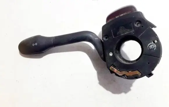 Volkswagen Golf III Indicator stalk d0tsaeqb91