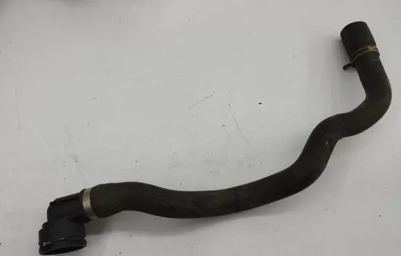 Ford Kuga I Engine coolant pipe/hose