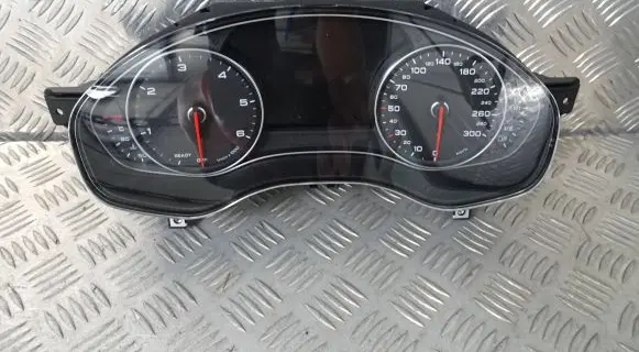 Audi A6 C7 Speedometer (instrument cluster) 4G8920934D