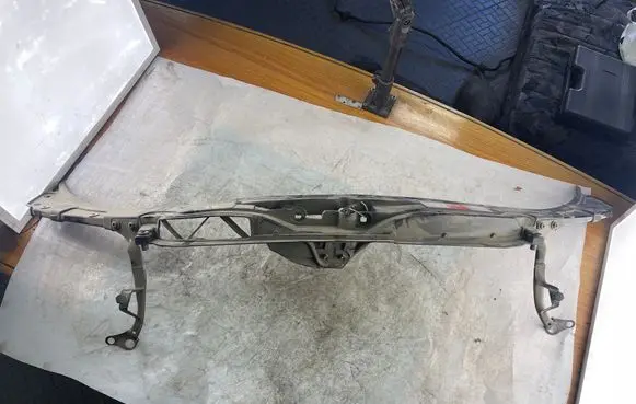 Audi A4 S4 B6 8E 8H Top upper radiator support slam panel