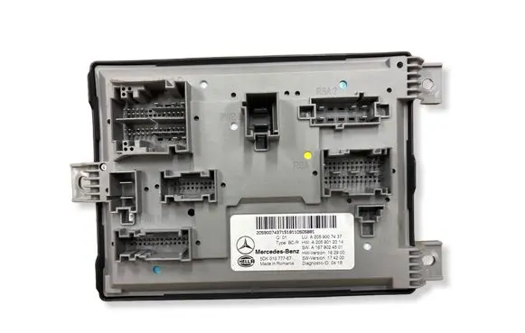Mercedes-Benz C W205 Comfort/convenience module A2059007437 5DK01077767 A2059012014