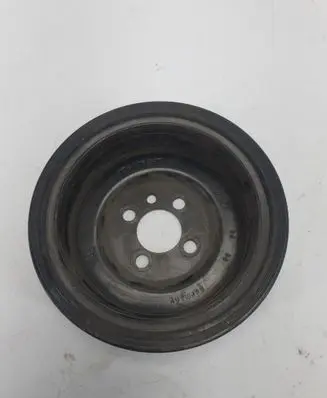 Volkswagen Golf VII Crankshaft pulley 03g105243