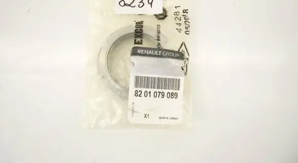 Renault Master III Rear wheel hub 8201079089