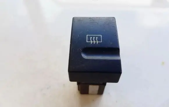 Peugeot 406 Windscreen/window heater switch