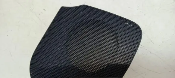 Audi Q3 8U Front door speaker cover trim 8U0035409