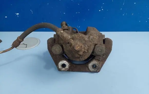 BMW X5 E53 Rear brake caliper 6768444 1166236