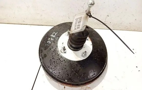Seat Toledo III (5P) Brake booster 1k1614105aq 0204051358