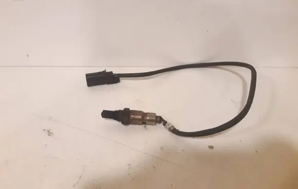 Volkswagen Touran II Lambda probe sensor 03L906262A