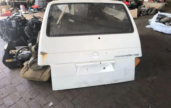 Volkswagen Transporter - Caravelle T4 Tailgate/trunk/boot lid