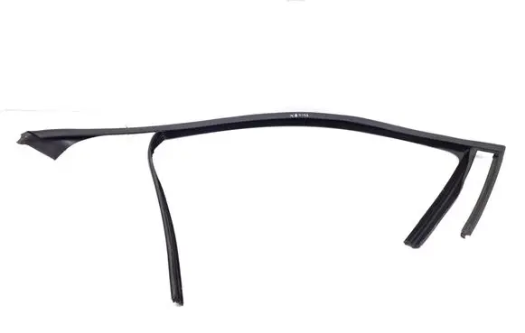 Mercedes-Benz C W204 Other front door trim element A2047251125