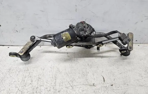 Peugeot 806 Front wiper linkage and motor 53547302