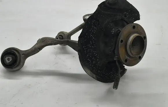 BMW 1 E81 E87 Front wheel hub spindle knuckle 6773210