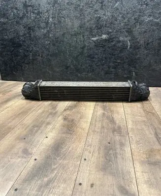 Mercedes-Benz CLS C219 Intercooler radiator A2115002602 3109378
