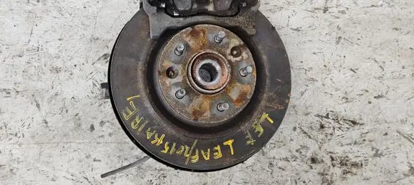 Nissan Leaf I (ZE0) Front wheel hub spindle knuckle