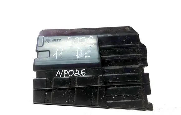 Peugeot 5008 Fuse box cover 9672188380