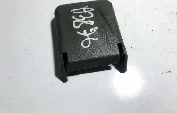 Hyundai Santa Fe Other interior part 890512b000
