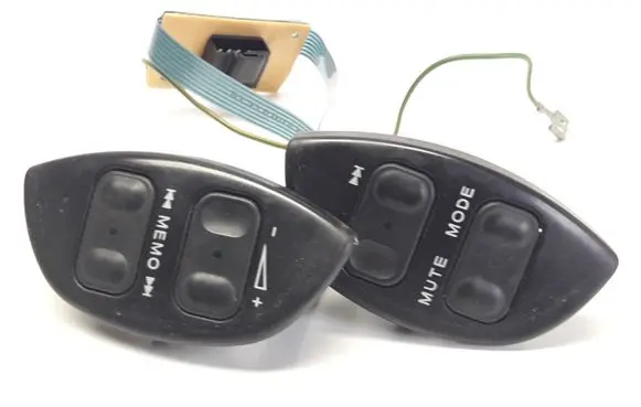 Citroen Xsara Picasso Steering wheel buttons/switches 