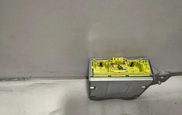 Mazda 6 Airbag control unit/module G31A57K30B K0273 6K06333255