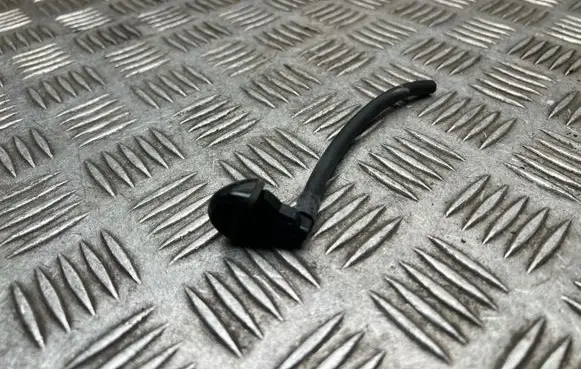 Toyota Prius+ (ZVW40) Rear window washer spray nozzle 